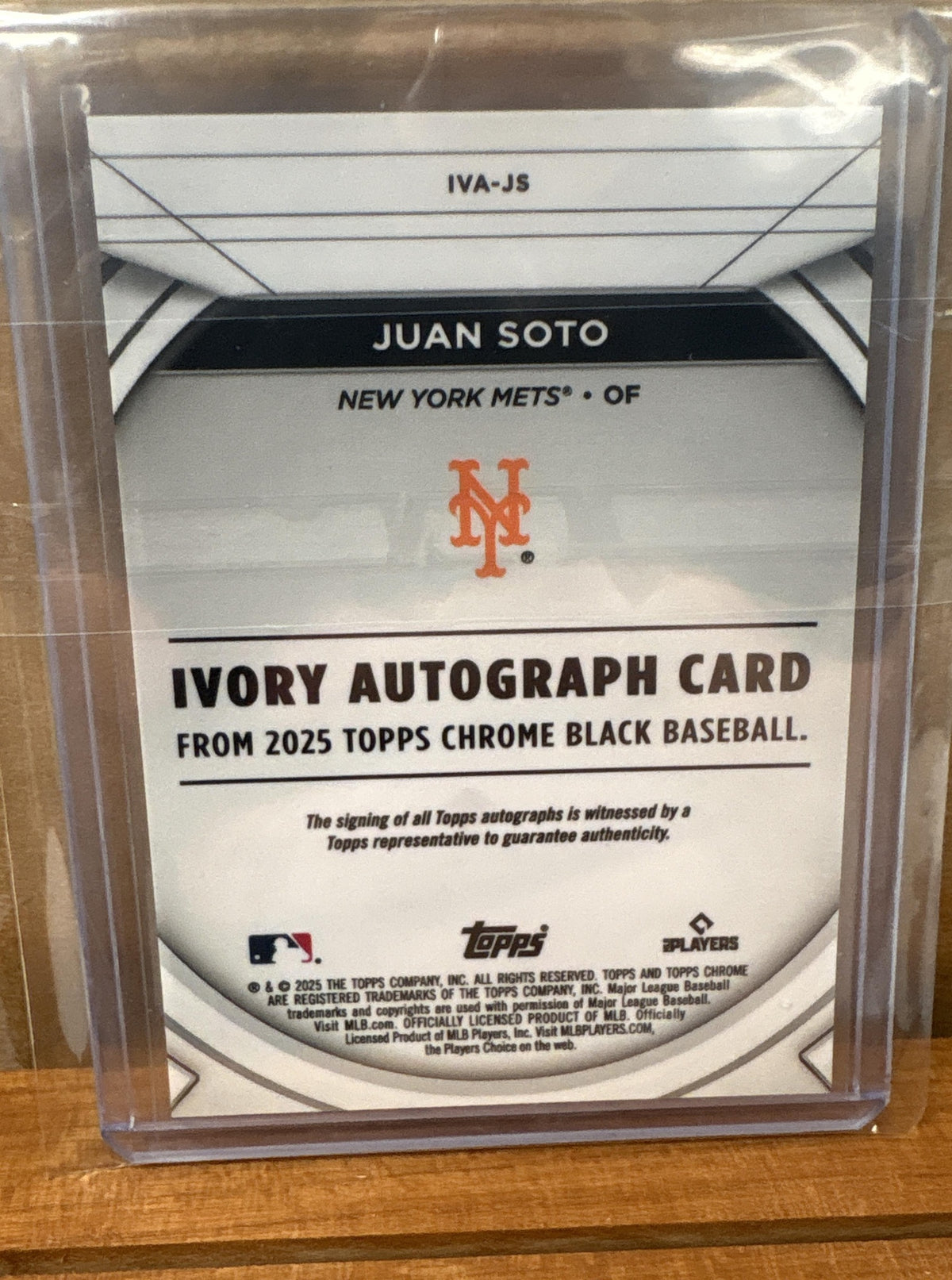 2025 Topps Chrome Black Juan Soto #IVA-JS Ivory Auto Red Trim Refractor 4/5 Mets