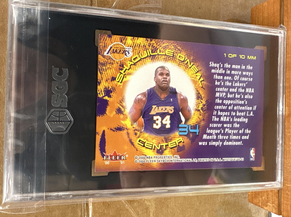 2000-01 Fleer Mystique Shaquille O'Neal #1 MM Middle Men Lakers SGC 8