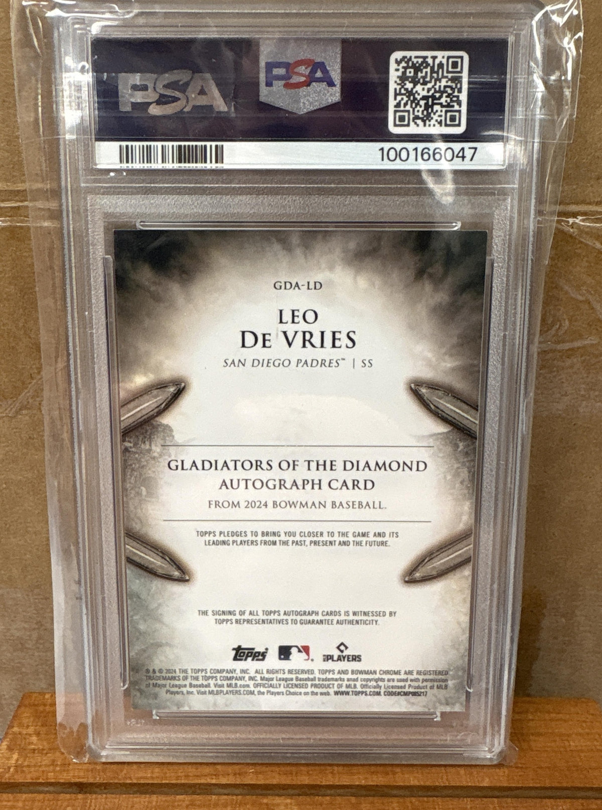 2024 Bowman Chrome Leo De Vries GDA-LD Gladiators of the Diamond Auto /99 PSA 10