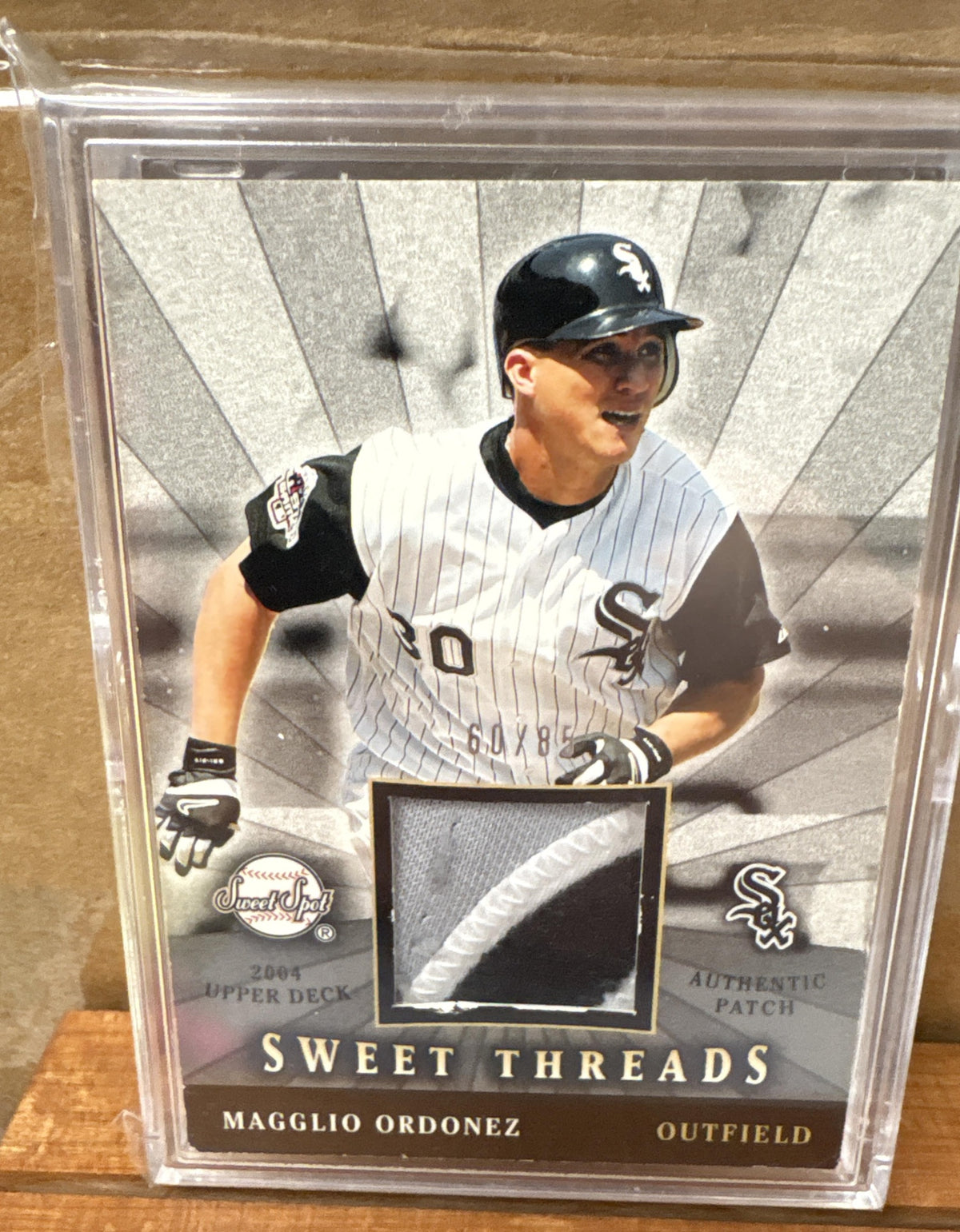 2004 Upper Deck Sweet Spot Magglio Ordonez #STS-MO Threads Patch 60/85 White Sox