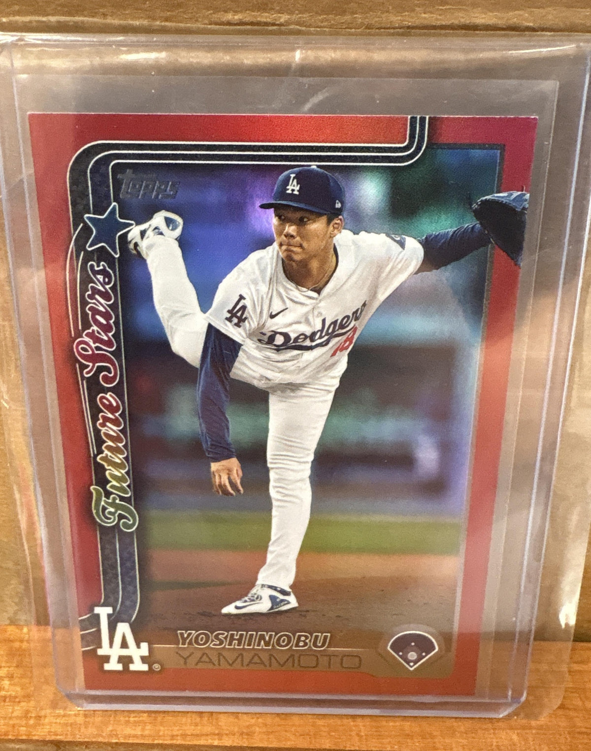 2025 Topps Yoshinobu Yamamoto #231 Red Rainbow Foilboard /5 Future Stars