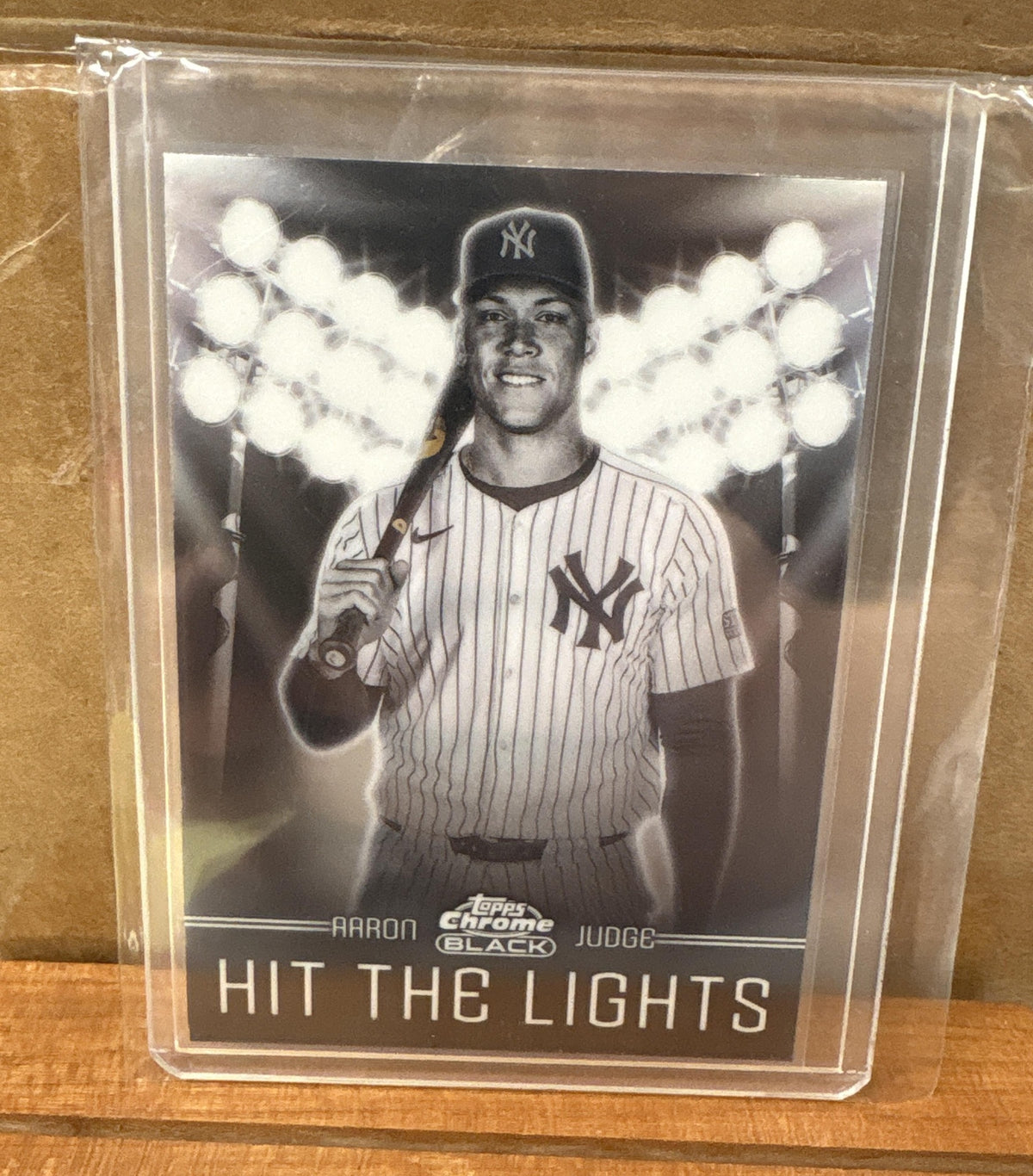 2025 Topps Chrome Black Aaron Judge #HTL-19 Hit the Lights Yankees